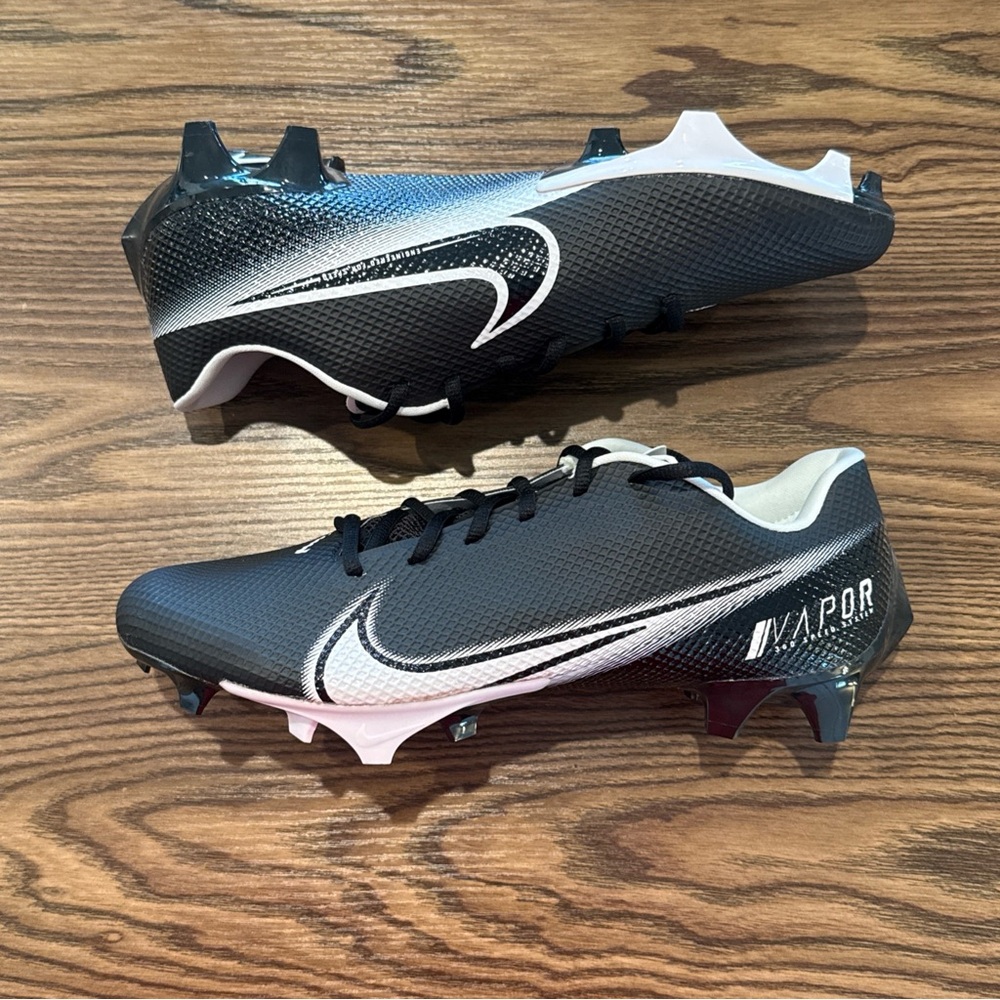 Size 10 WIDE Nike Vapor Edge Speed 360 Black White Football Cleats CV6350-001